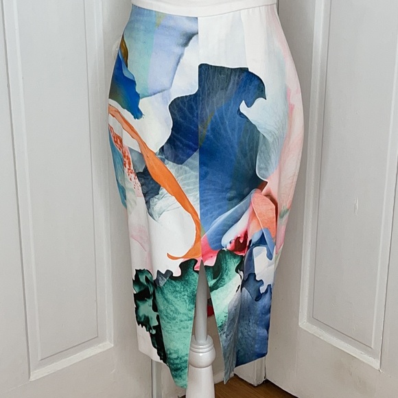 STYLESTALKER•DRESS - Picture 3 of 8